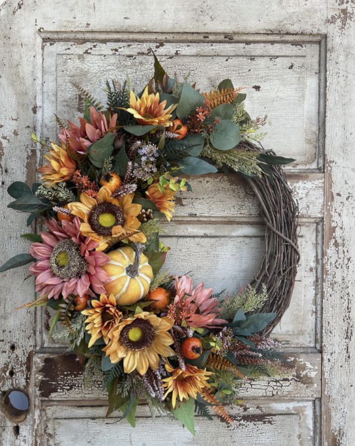 UNIQUE FALL WREATH FOR COZY HOME