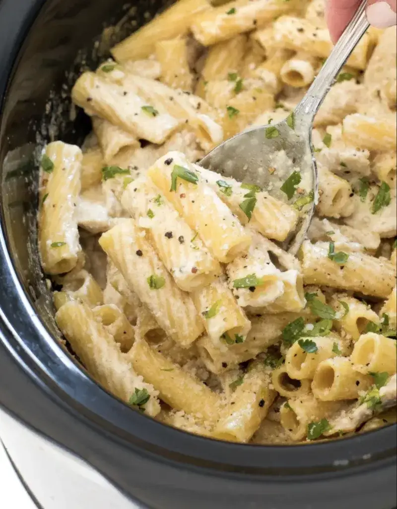 Crockpot Chicken Alfredo